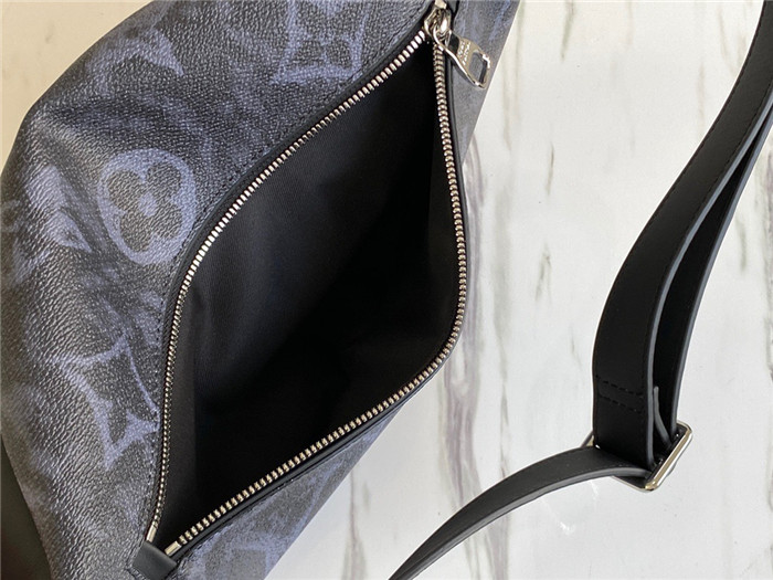 Louis Vuitton 루이비통 디스커버리 범백 M57276 신상