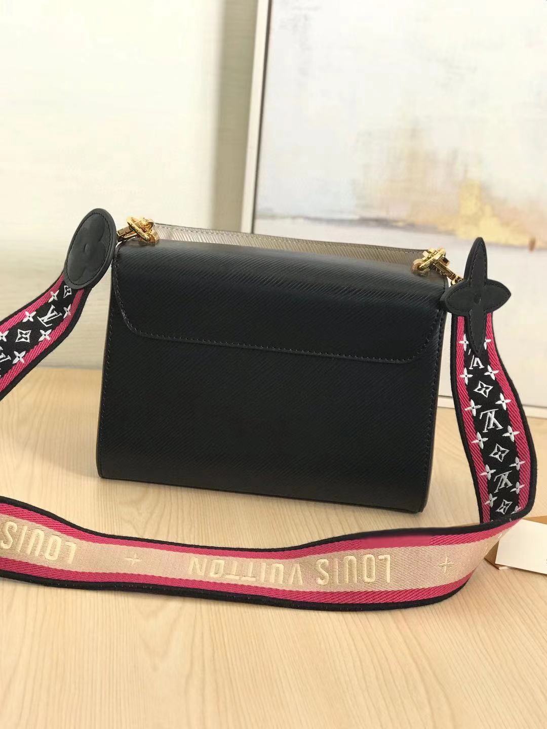  Louis Vuitton 루이비통 트위스트 MM M55677