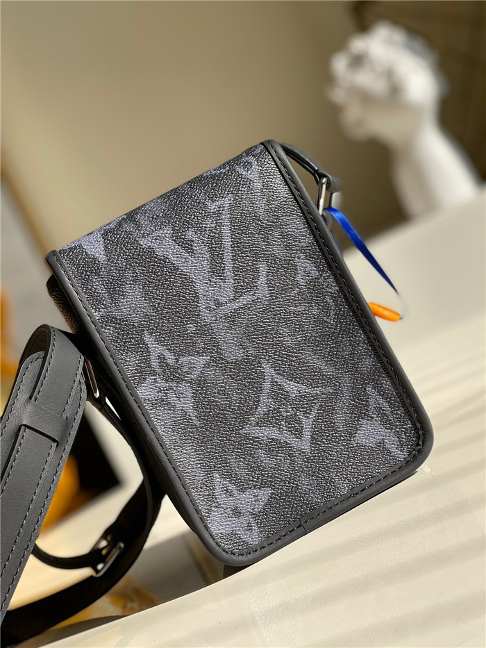 Louis Vuitton 루이비통 나노 아마존 남성백 M45650 /신상