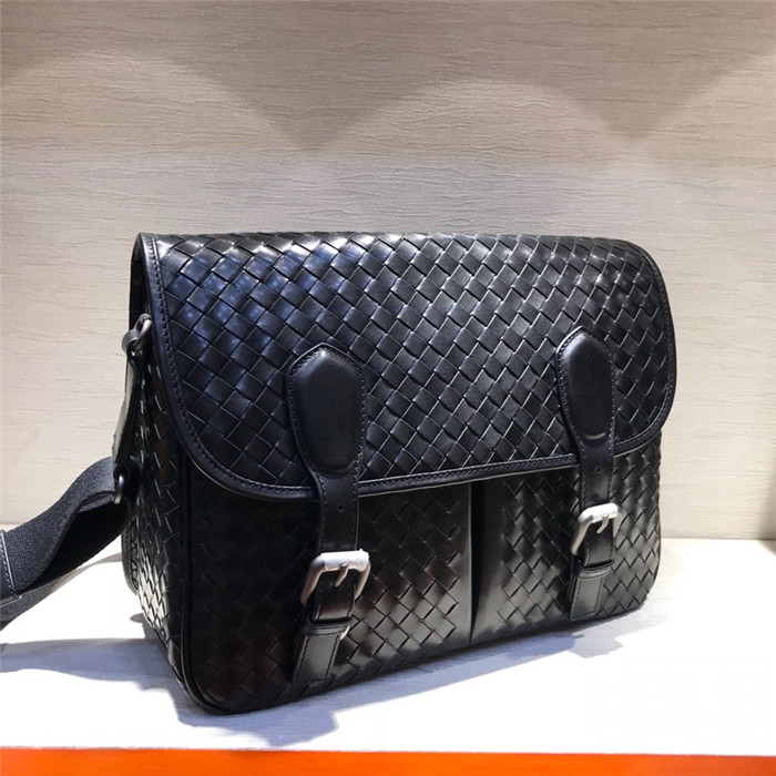 Bottega Veneta  보테가베네타 남성용 크로스백 BV30699 /신상