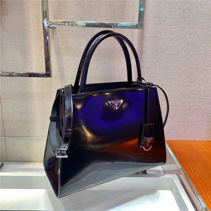 PRADA 프라다 브러쉬드 레더 핸드백 1BA321 /신상