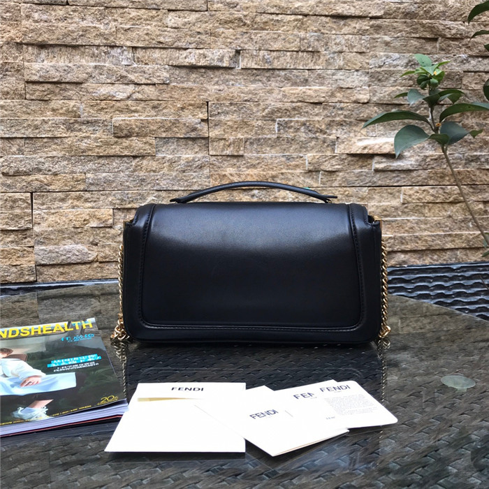 Fendi 펜디 미듐 바케트백 F8783-2