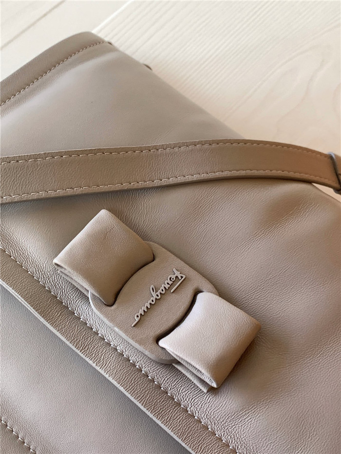 Ferragamo 페레가모 숄더백 F21128-4
