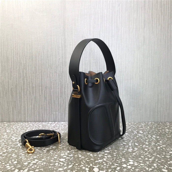 VALENTNIO    발렌티노 버킷백 V2600-2
