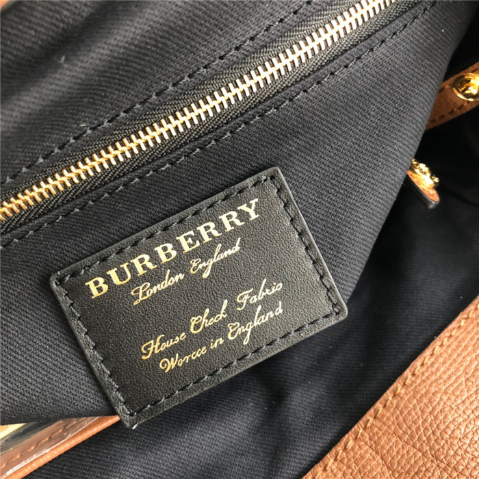Burberry  버버리 THE CANTER 백