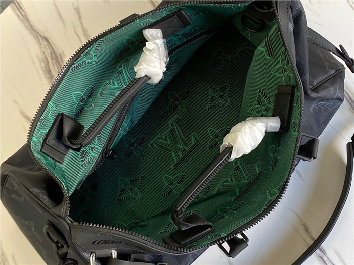 Louis Vuitton   루이비통 리버서블 키폴