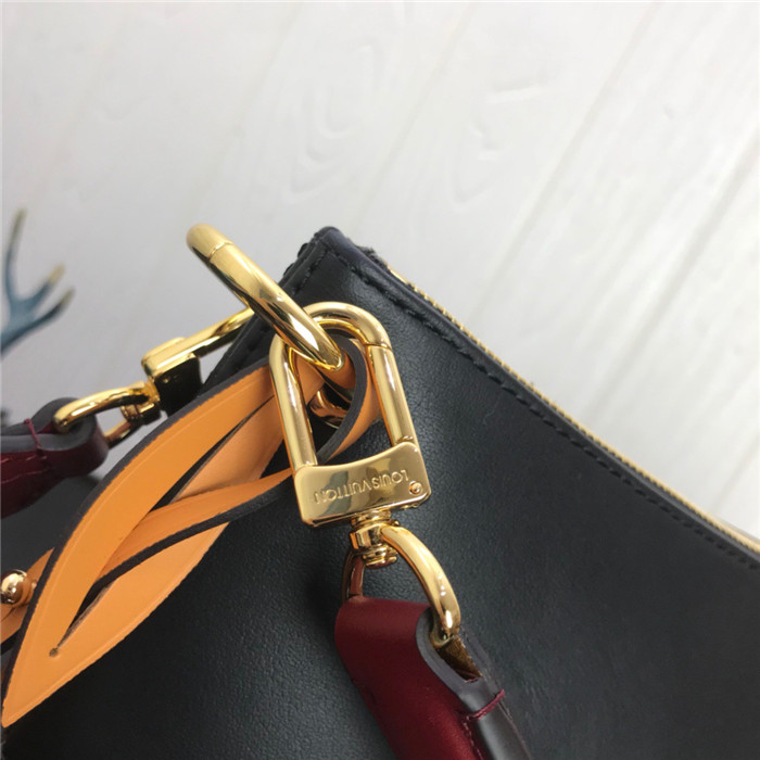 Louis Vuitton  루이비통 마이다 핸드백