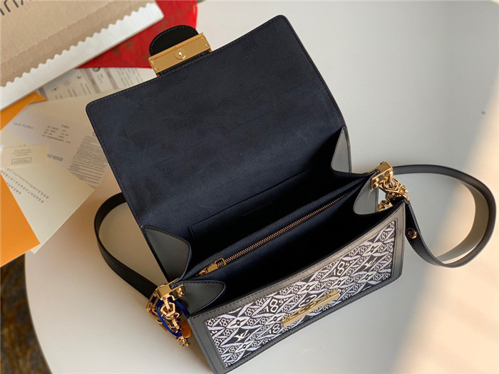 Louis Vuitton   루이비통 1854 도핀 MM