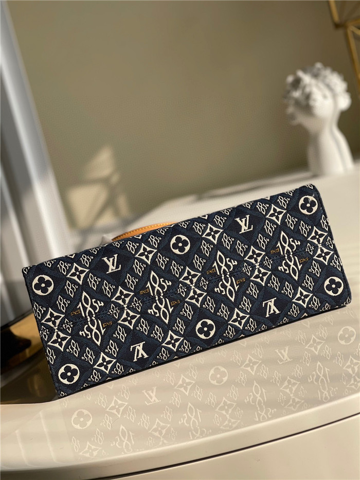 Louis Vuitton  루이비통 1854 자카드 온더고 미디엄 핸드백