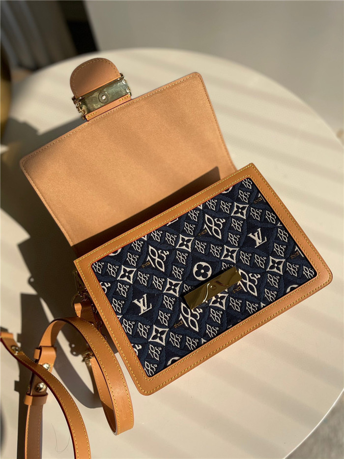 Louis Vuitton 루이비통 SINCE 1854 도핀 MM