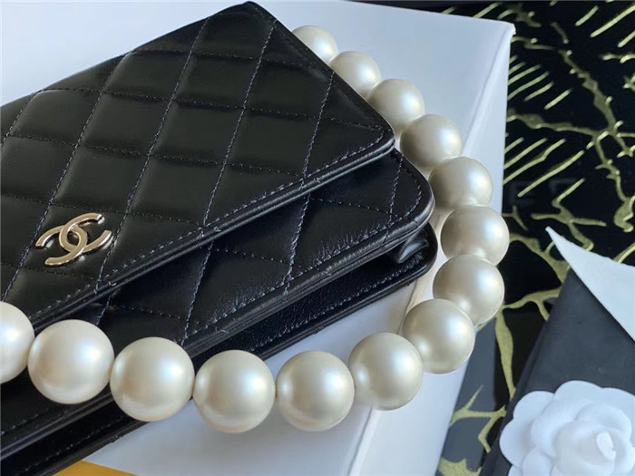 Chanel 샤넬 WOC 진주백 19CM AS0250 2021/신상