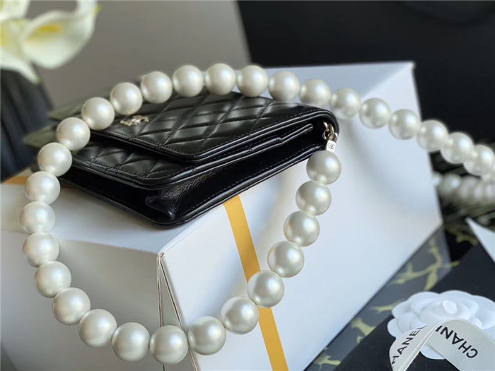 Chanel 샤넬 WOC 진주백 19CM AS0250 2021/신상
