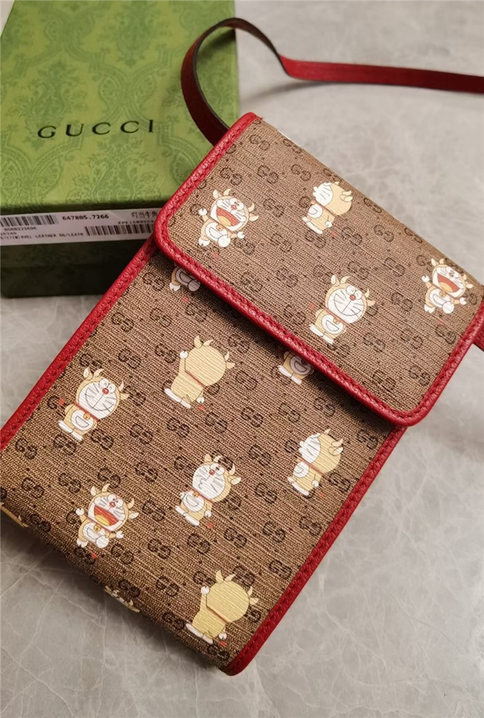 Gucci 구찌 도라에몽 미니 크로스백 647805 2021/신상