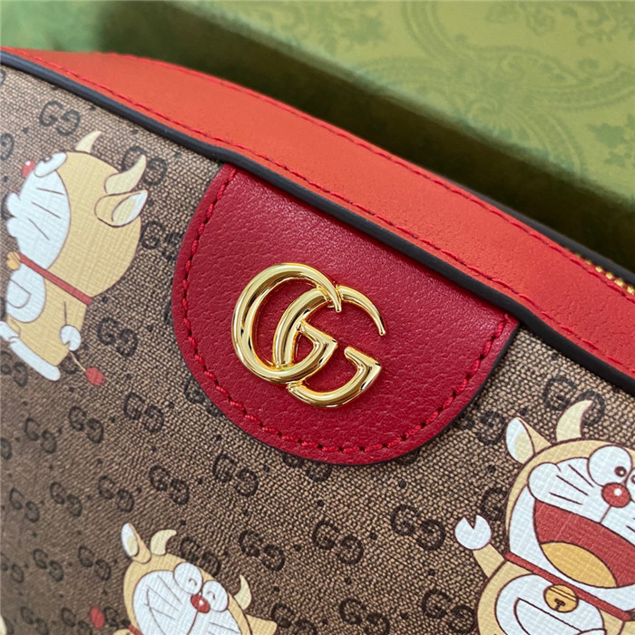 Gucci 구찌 GG 수프림 메신저백 574886 2021/신상