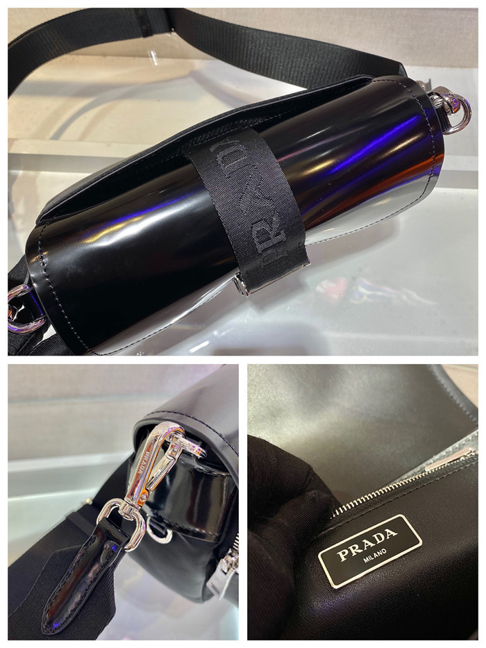 Prada 프라다 래더 브러시드 메신저백 1BD295 2021/신상