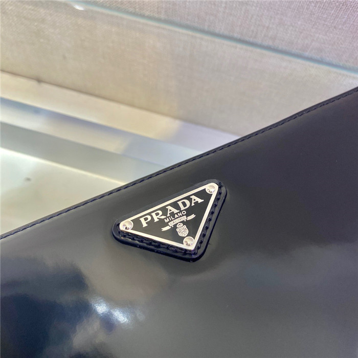 Prada 프라다 브러시드 가죽 파우치 2VF030 2021/신상