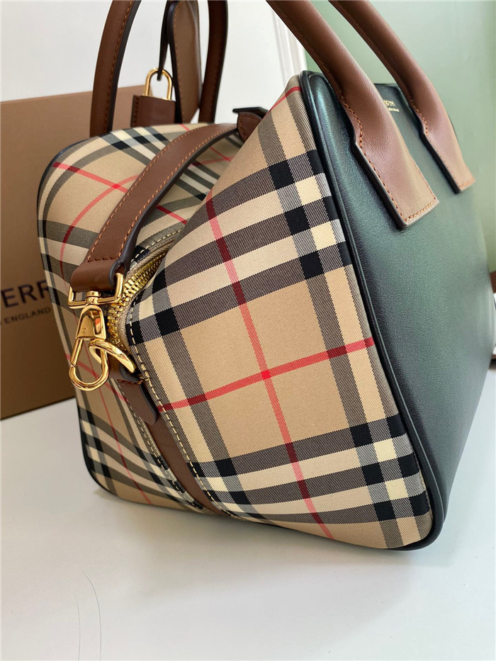 Burberry 버버리 큐브백 라지 B410770 2021/신상 (4컬러)