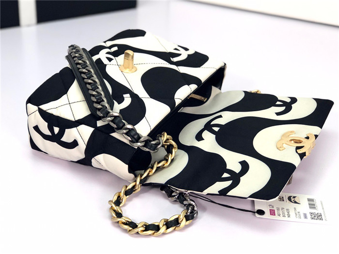 Chanel 샤넬 19 플랩백 AS31854 2021/신상