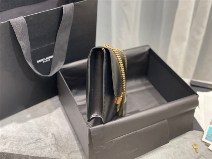 Saint Laurent 생로랑 턱 박스 체인백 Y640546 2021/신상