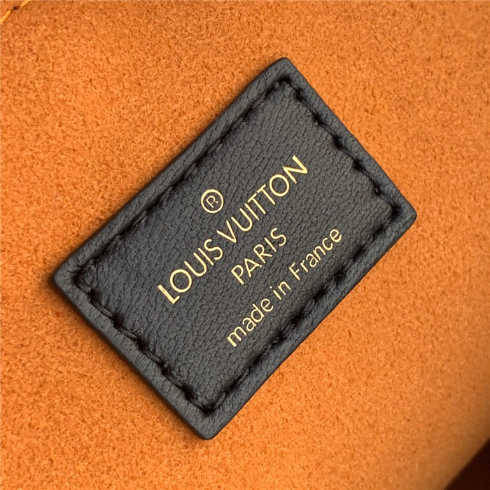  Louis Vuitton 루이비통 모노그램 쿠션 크로스백 MM M57783 2021/신상