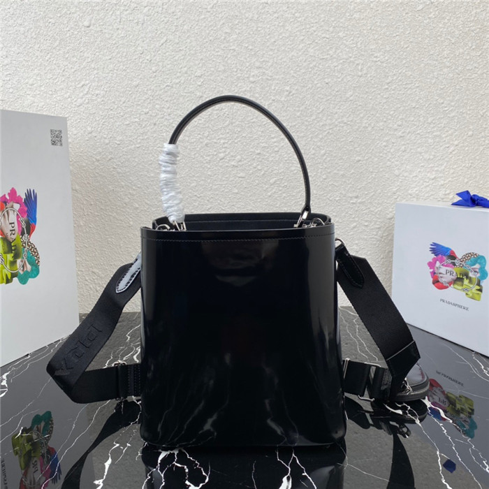 Prada 프라다 브러시드 레더 파니에백 1BA319 2021/신상