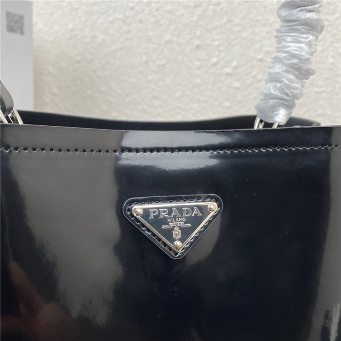 Prada 프라다 브러시드 레더 파니에백 1BA319 2021/신상