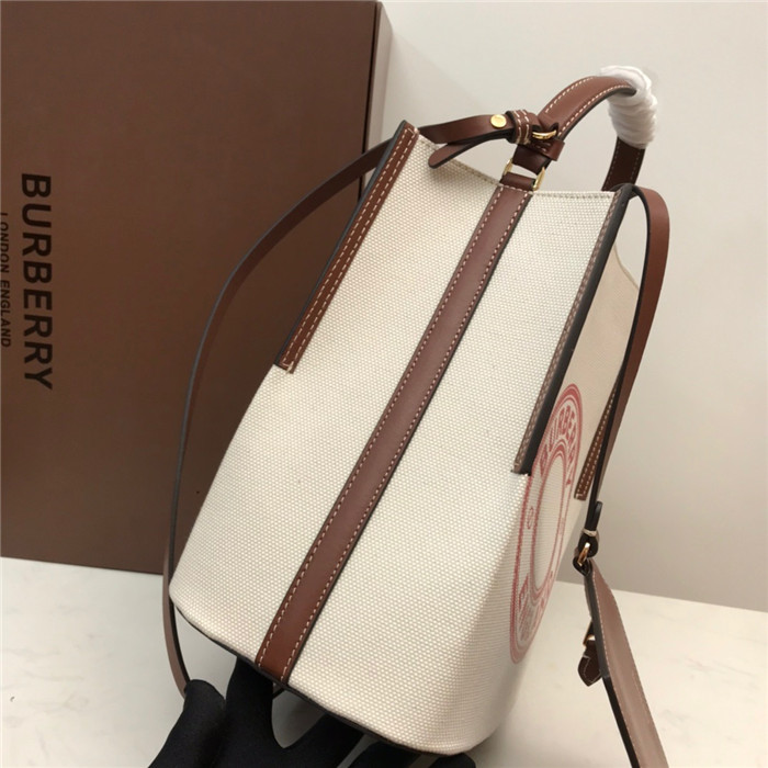 Burberry 버버리 버킷백 B64080