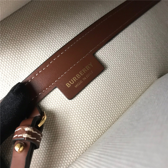 Burberry 버버리 버킷백 B64080