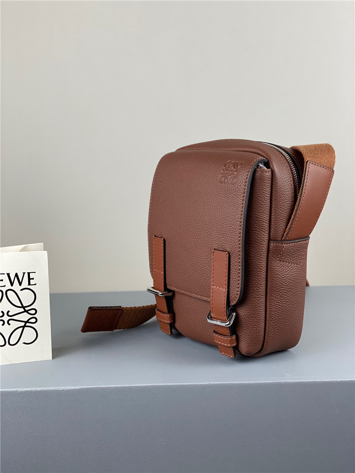 LOEWE 로에베 크로스백 L18210