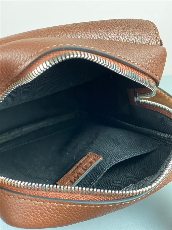 LOEWE 로에베 크로스백 L18210