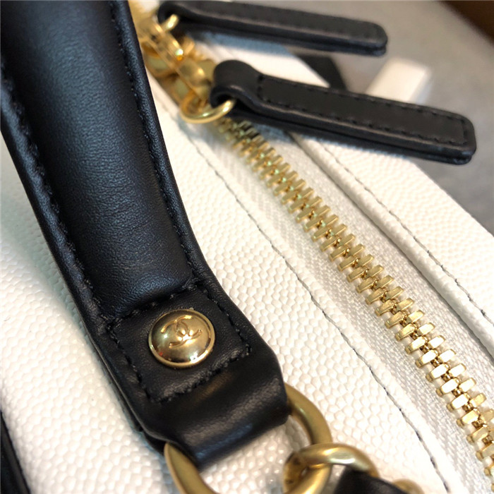 chanel  샤넬 카메라백 AS93344