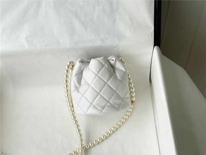chanel  샤넬 진주 체인 드로스트링 버킷백