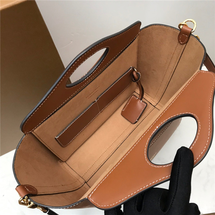 Burberry  버버리 토트백 B40801-2