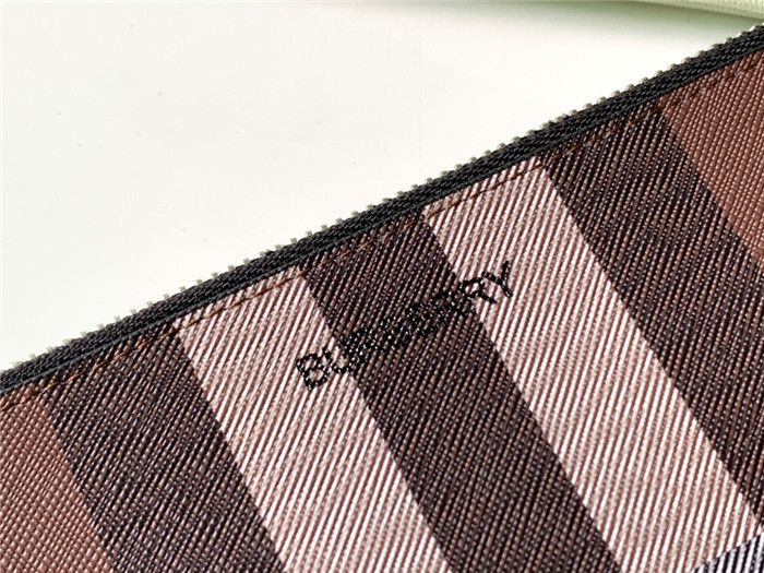 Burberry  버버리 클러치 백 B61010
