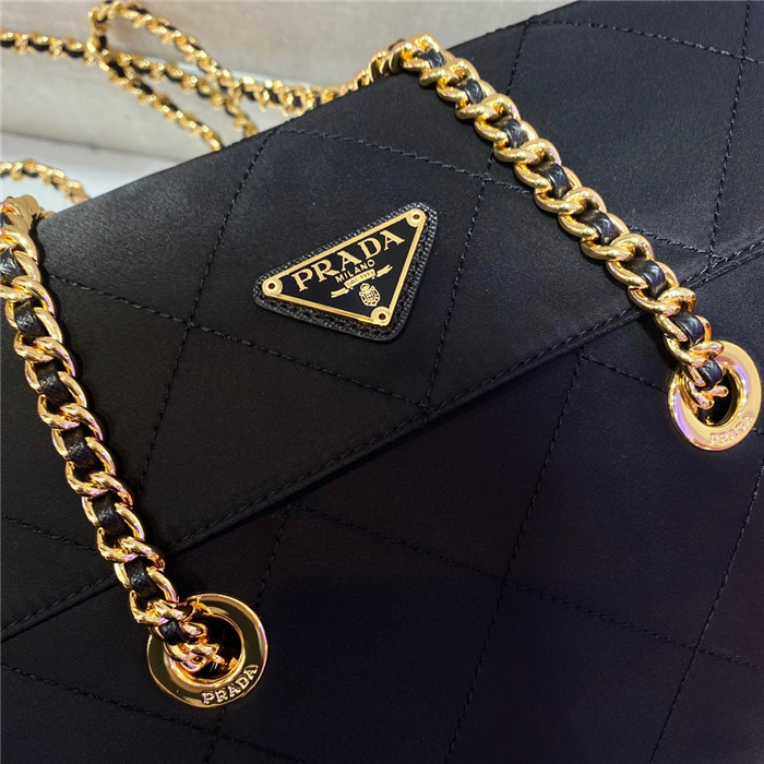 PRADA 프라다 크로스백 30CM 1BD630