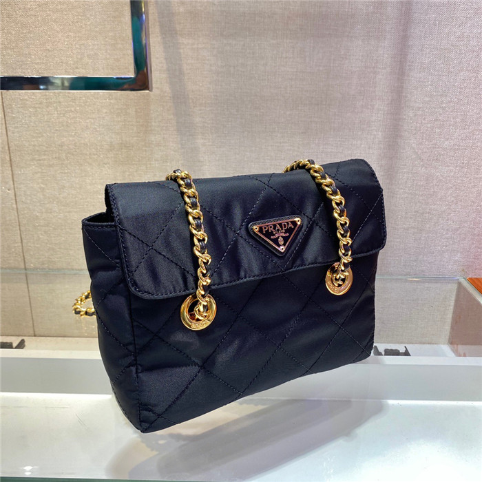 PRADA 프라다 크로스백 22CM 1BD625