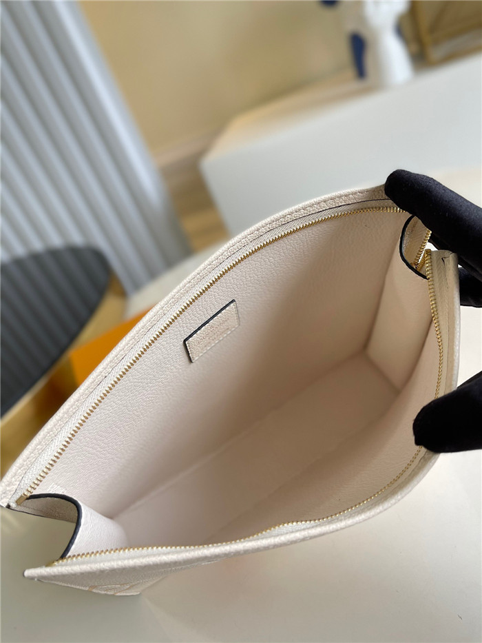 Louis Vuitton 루이비통 바이 더 풀 토일레트리 파우치 26 M80504 2021/신상