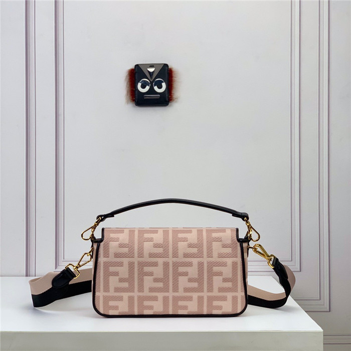 Fendi 펜디 아이코닉 바게트백 F94108