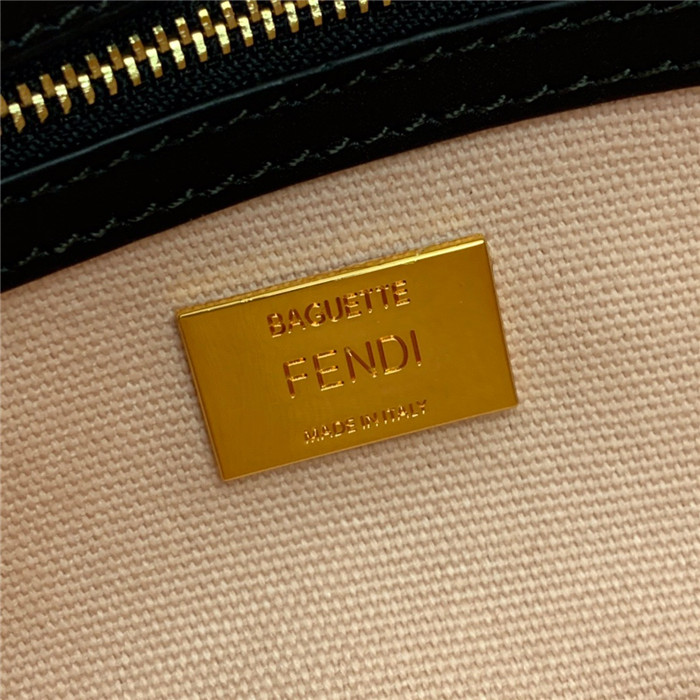 Fendi 펜디 아이코닉 바게트백 F94108