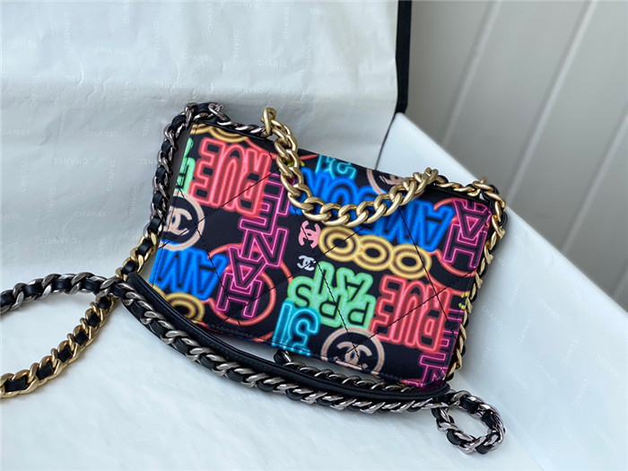 chanel 샤넬 WOC 19CM AS81092