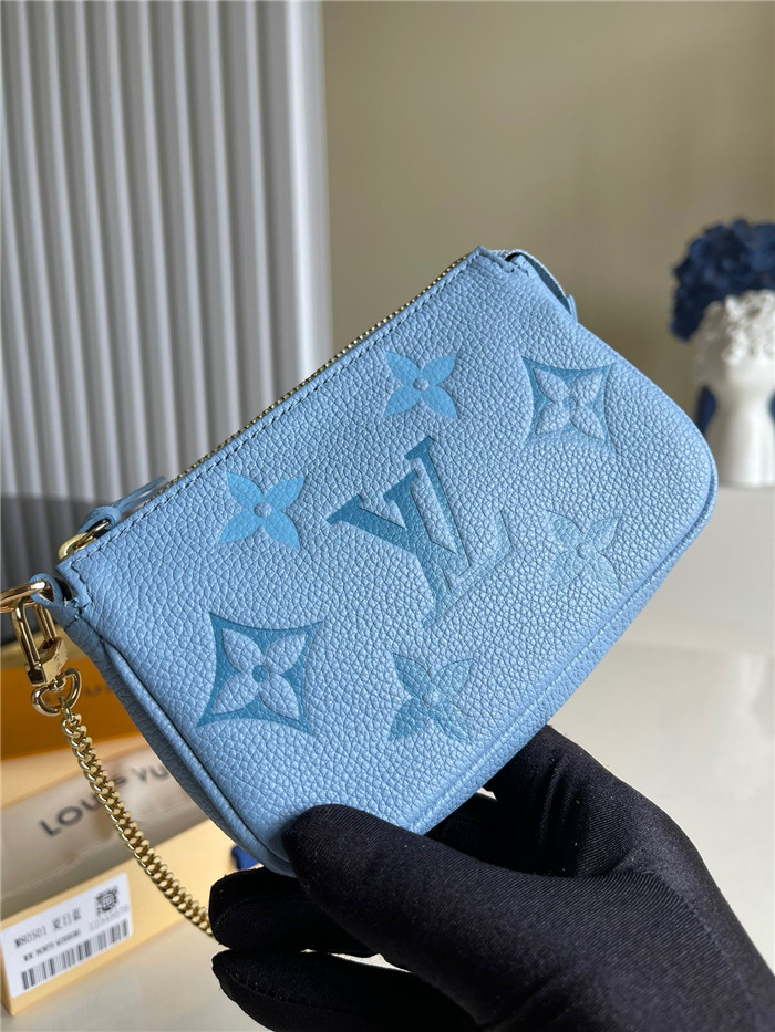 Louis Vuitton  루이비통 앙프렝뜨 가죽 포쉐트 악세수아 M8050