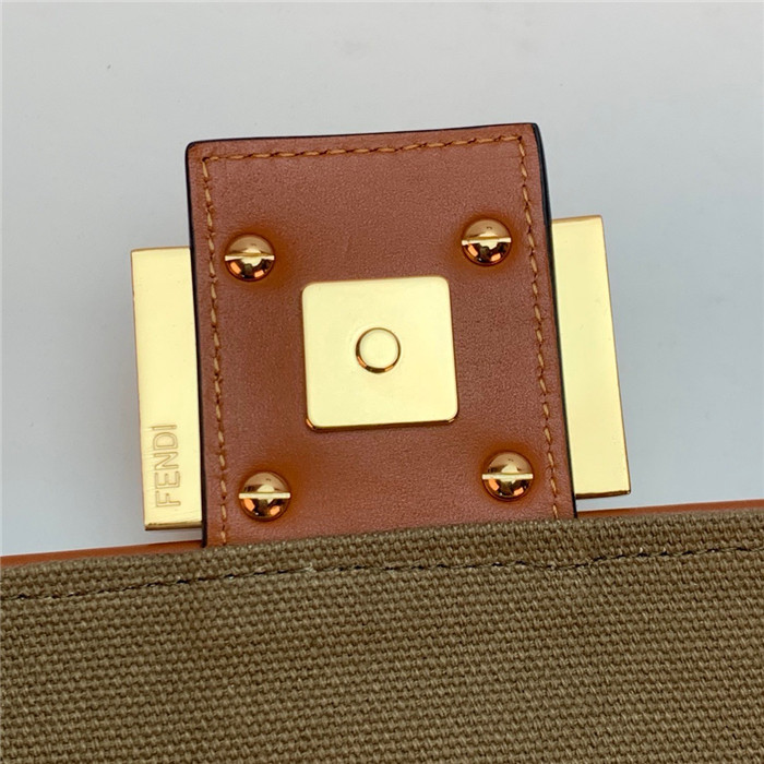 Fendi 펜디 아이코닉 바게트백