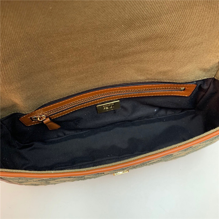 Fendi 펜디 아이코닉 바게트백
