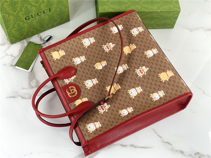 GUCCI 구찌X도라에몽 토트백 미듐 654345