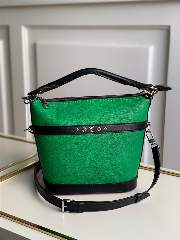 Louis Vuitton  루이비통 크루저 숄더백 M57819