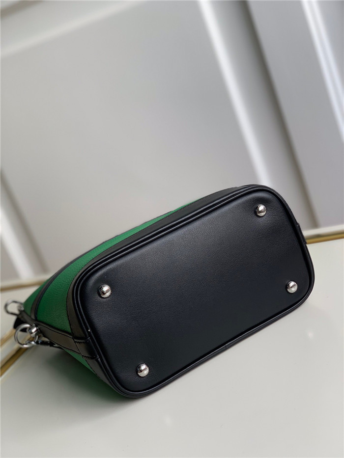 Louis Vuitton  루이비통 크루저 숄더백 M57819
