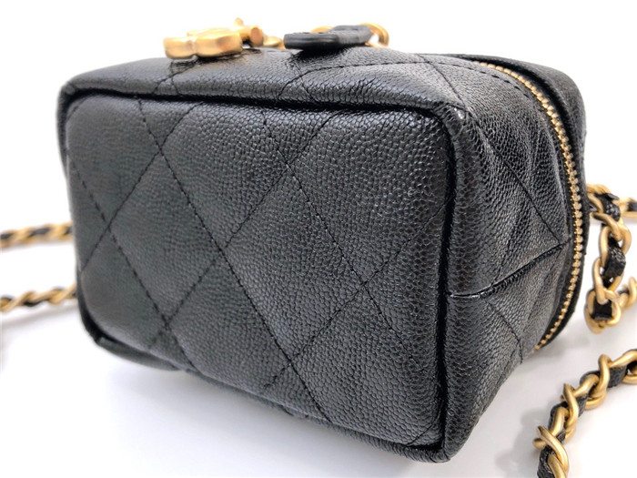 CHANEL 샤넬 미니 파우치백 AS4801