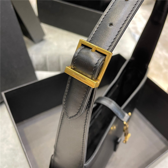 SAINT LAURENT 생로랑 스몰 호보백 Y65722