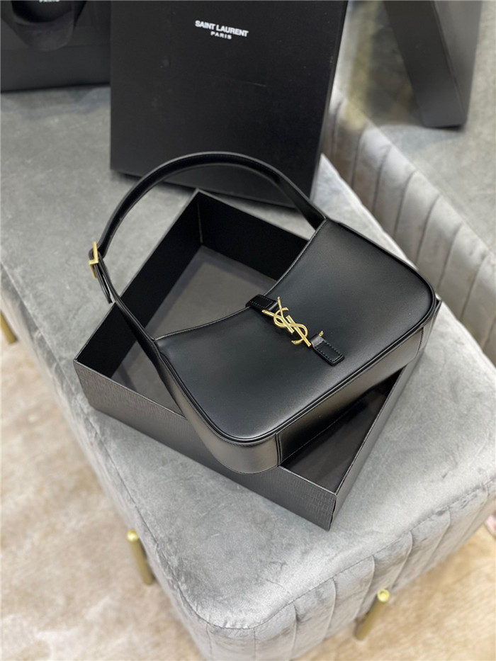 SAINT LAURENT 생로랑 스몰 호보백 Y65722