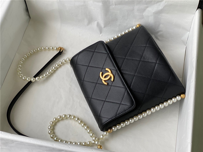 CHANEL 샤넬 카프스킨 퀼팅 스트랩 스몰 호보백 AS2503